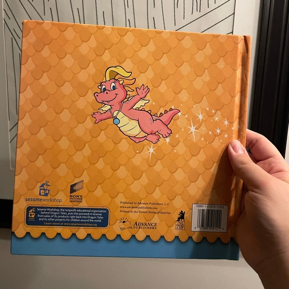 Dragon Tales Lost and Found Book - Picture 2 of 3